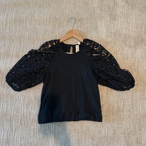 XS Black Lace Sleeve Cropped Top Anthropologie